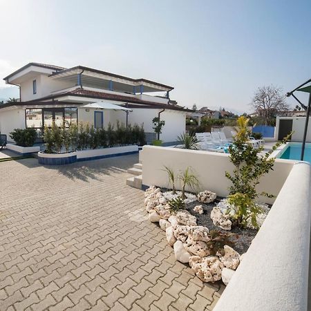 Villa Concettina Capo dʼOrlando Exteriör bild