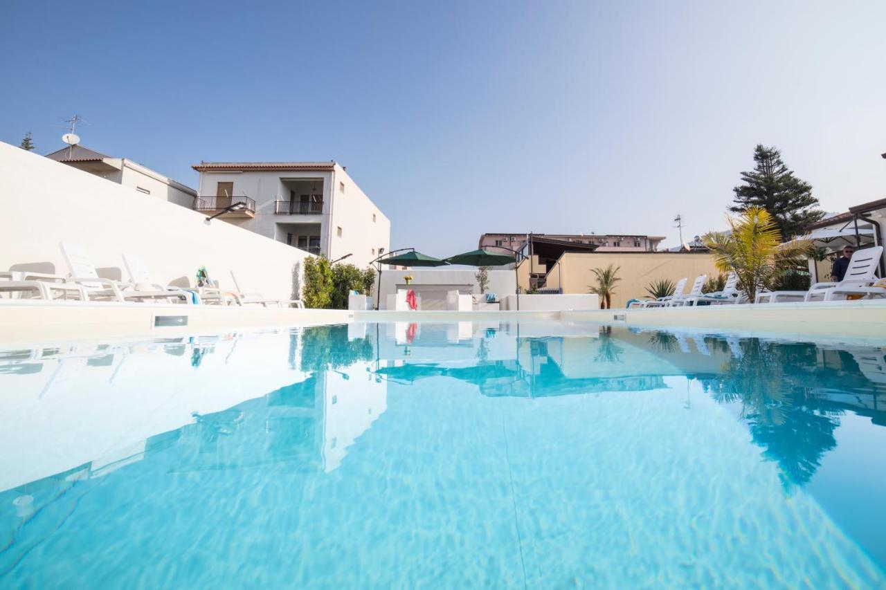 Villa Concettina Capo dʼOrlando Exteriör bild