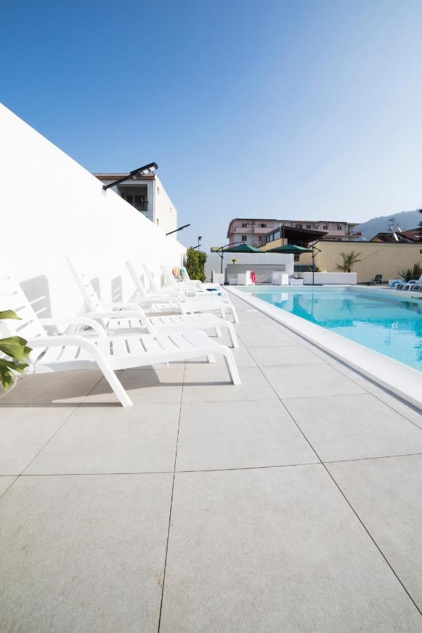 Villa Concettina Capo dʼOrlando Exteriör bild